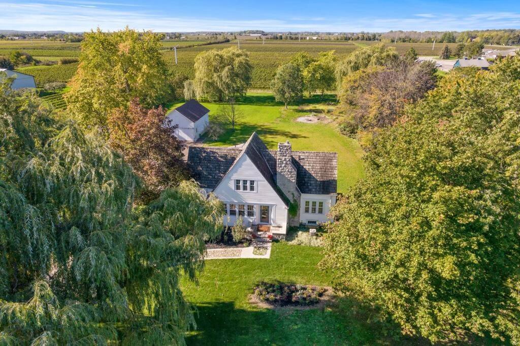 Waterfront Niagara-On-The-Lake Farmhouse On A Vineyard Villa Exteriör bild